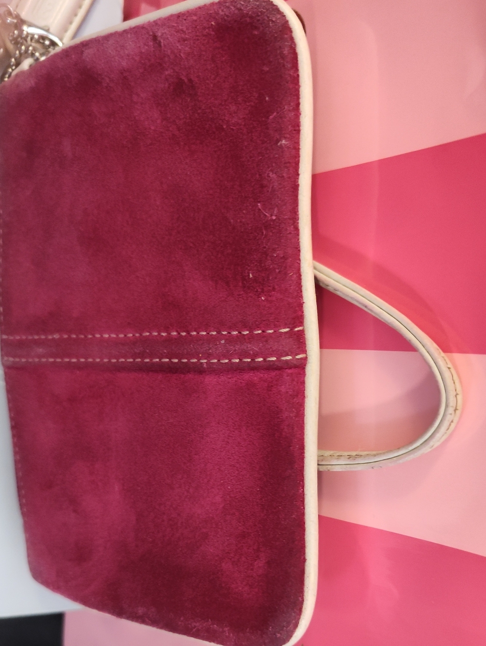 Coach Vintage Pink Suede Wristlet Y2K Varsity C Logo Bag Berry Leatherware 1941 - Picture 6 of 7
